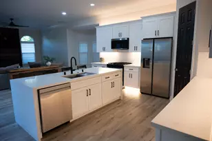 302 Denton Ct, Visalia, CA 93291 - Photo 14