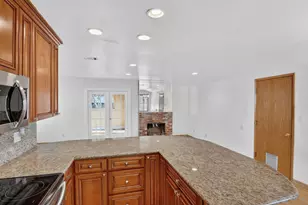 13912 Aurora Dr, San Leandro, CA 94577 - Photo 28