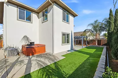 809 Bluestone Dr, Oakley, CA 94561 - Photo 40