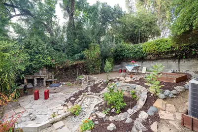 2925 El Monte Ave, Oakland, CA 94605 - Photo 50