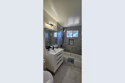 7030 Snake Rd, Oakland, CA 94611 - Photo 16