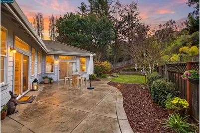 116 McMahon Ct, Martinez, CA 94553 - Photo 34