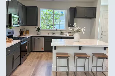 1476 Monument Ln, Fairfield, CA 94533 - Photo 6