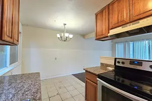 2443 Grande Vista Ave, Oakland, CA 94601 - Photo 20