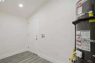 1778 8th St, Oakland, CA 94607 - Photo 32