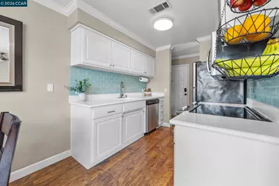 825 Oak Grove Rd #62, Concord, CA 94518 - Photo 6