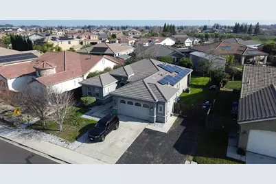 1110 Clearwater Creek Blvd, Manteca, CA 95336 - Photo 6