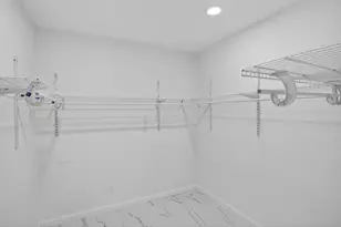 350 Elysian Fields Dr, Oakland, CA 94605 - Photo 34