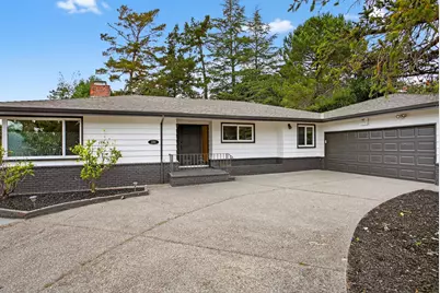 350 Elysian Fields Dr, Oakland, CA 94605 - Photo 2