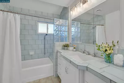 112 Danvilla Ct, Danville, CA 94526 - Photo 32