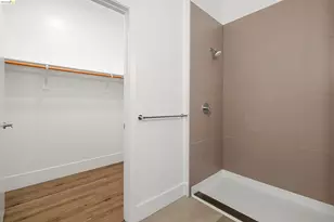 1545 32nd St, Oakland, CA 94608 - Photo 16