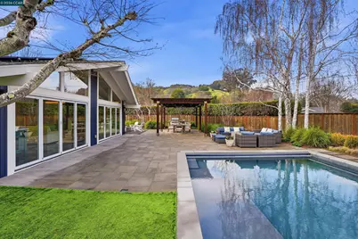 1 Green Acres Ct, Lafayette, CA 94549 - Photo 20