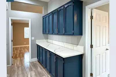 8922 Marlayana Ct, Elk Grove, CA 95758 - Photo 34