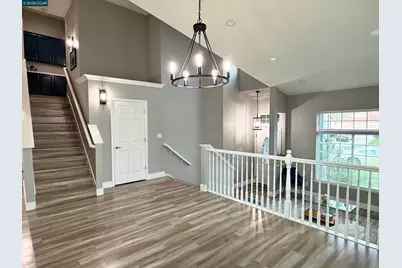 8922 Marlayana Ct, Elk Grove, CA 95758 - Photo 10