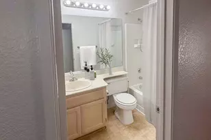 256 Napoli Ct, Hercules, CA 94547 - Photo 6