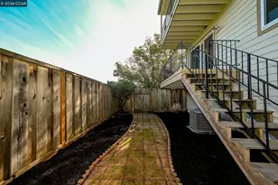 1819 Mockingbird Pl, Danville, CA 94526 - Photo 38