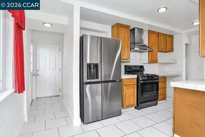 130 Cleopatra Dr, Pleasant Hill, CA 94523 - Photo 10