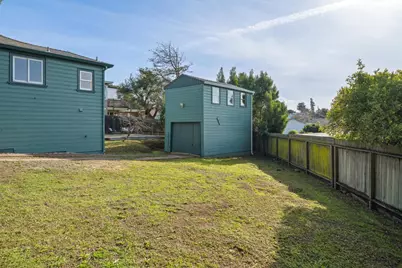 5634 Burlingame Ave, Richmond, CA 94804 - Photo 30