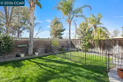 5627 Arcadia Cir, Discovery Bay, CA 94505 - Photo 36