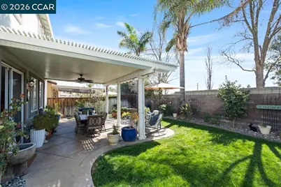 5627 Arcadia Cir, Discovery Bay, CA 94505 - Photo 38