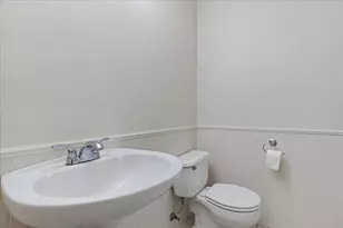 6001 Joaquin Murieta Ave, Newark, CA 94560 - Photo 16