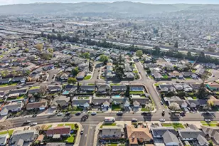 7865 Tamarack Dr, Dublin, CA 94568 - Photo 42