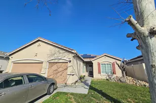 537 Bonanza Dr, Newman, CA 95360 - Photo 1