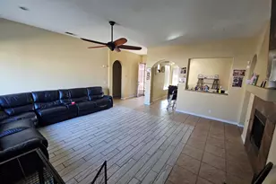 537 Bonanza Dr, Newman, CA 95360 - Photo 2