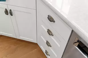 5450 Ascot Dr, Oakland, CA 94611 - Photo 28