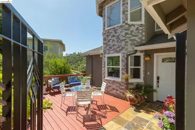 10353 Royal Oak Rd, Oakland, CA 94605 - Photo 4