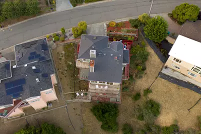 10353 Royal Oak Rd, Oakland, CA 94605 - Photo 50