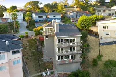 10353 Royal Oak Rd, Oakland, CA 94605 - Photo 48