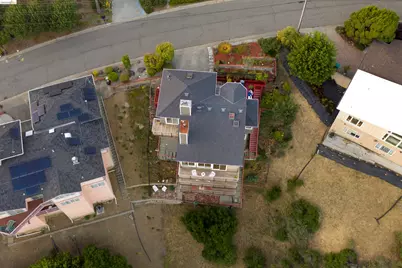 10353 Royal Oak Rd, Oakland, CA 94605 - Photo 50