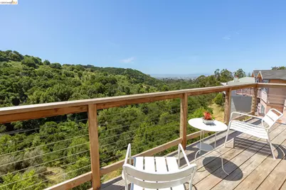 10353 Royal Oak Rd, Oakland, CA 94605 - Photo 12