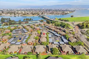 608 Centre Ct, Alameda, CA 94502 - Photo 2