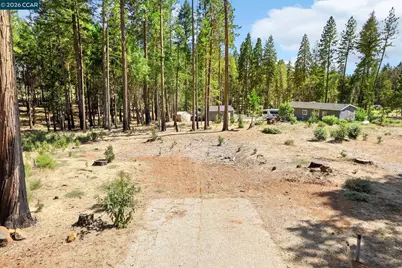 14080 Temple Cir, Magalia, CA 95954 - Photo 12