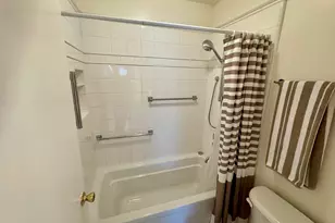 1037 Via Bonita, Alameda, CA 94502 - Photo 16