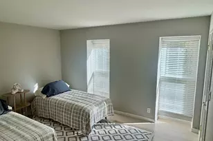 1037 Via Bonita, Alameda, CA 94502 - Photo 12