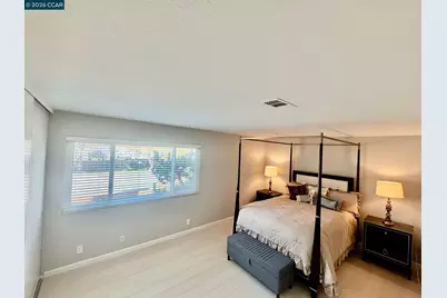 1037 Via Bonita, Alameda, CA 94502 - Photo 10