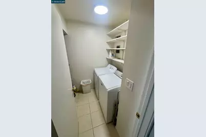 1037 Via Bonita, Alameda, CA 94502 - Photo 8