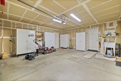 2237 Clock Tower Ct, Riverbank, CA 95367 - Photo 30