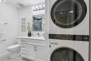 2101 Golden Rain Rd, Walnut Creek, CA 94595 - Photo 24