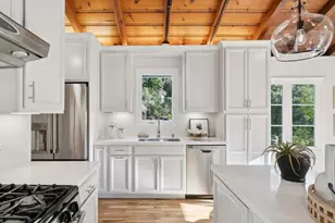 6308 Heather Ridge, Oakland, CA 94611 - Photo 16