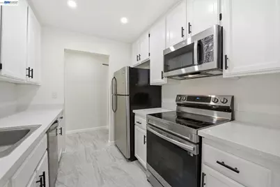 39997 Cedar Blvd #248, Newark, CA 94560 - Photo 4