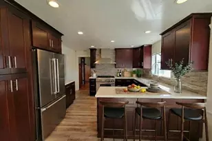 535 Zorah St, Oakland, CA 94606 - Photo 10