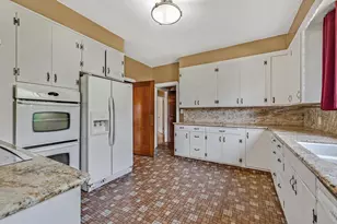 540 57th St, Oakland, CA 94609 - Photo 8