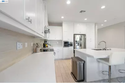 1605 Radiance Ln, Modesto, CA 95356 - Photo 10