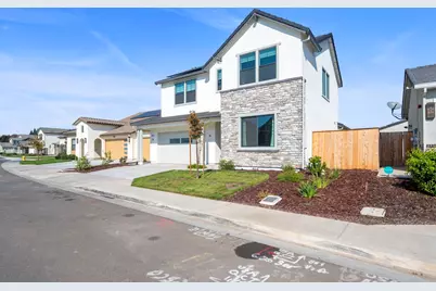 1605 Radiance Ln, Modesto, CA 95356 - Photo 38
