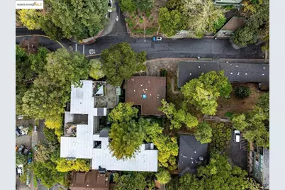 2704 Le Conte Ave #4, Berkeley, CA 94709 - Photo 22