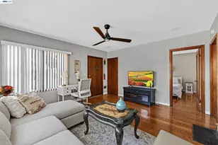 5707 Carberry Ave, Oakland, CA 94609 - Photo 22